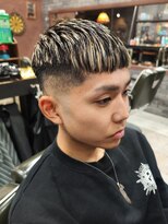 スリーセント 栄(3/cent)&nbsp;クロップ/フェードカット/メッシュキャップ/ハイライト