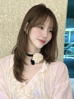 ローネス(LONESS) レイヤーカット/ミディアムレイヤー/顔まわりカット/艶髪