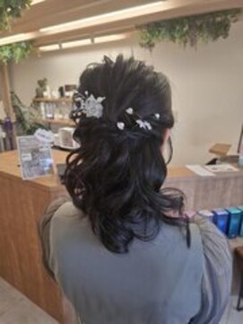 パークヘア 天神大名(parc hair) ゆるふわハーフアップ