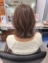 フィゼル 梅田茶屋町(fizelle)&nbsp;くびれレイヤーの愛されミディ