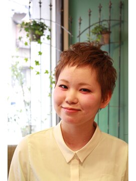 アイエヌジー(i.n.g) 欧風ヤンチャベリーショート