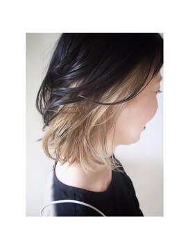 フィエル(fielu) インナーカラー×ホワイトアッシュベージュ×【ISAO】