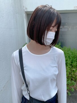アン シュシュ(un chouchou) 切りっぱなしのミニボブ