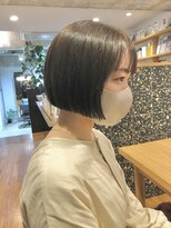 アル(AL)&nbsp;【AL】小栗春花　顔まわりで差がつくコンパクトボブ