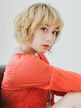 ティファ 銀座(Tiffa) 個性的マッシュヴェールウェーブハイトーンふわミディ