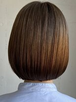 ヘアー 4038(HAIR.4038) コンパクトなツヤボブ