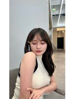甘めくびれスタイル_前髪マチルダボブピンクベージュ