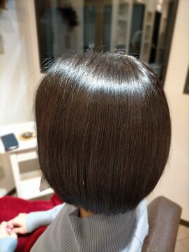 リフレーブ 国立店(Refreve) 美髪矯正シルクレッチ