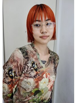 レコ 渋谷(LECO) ネオンオレンジハイトーンケアブリーチボブミニボブ