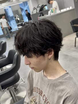 オーバルバイアピッシュ(OVARL by apish) シャドウパーマ脱縮毛矯正パーマニュアンスパーマ原宿