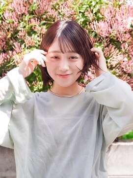 シャロン(SHARON) 【SHARON】赤みブラウン×くびれボブ