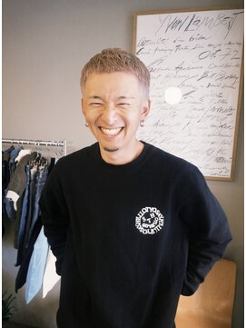 ムク(muku) ホワイトブロンドバズ