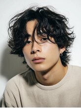 ロッソ ヘアアンドスパ 北千住店(Rosso Hair&SPA)&nbsp;センターパート波巻きパーマ【北千住】