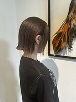 コル(coru)&nbsp;ぷつっとラインの艶感ミニボブ