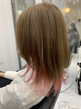 エスカーラ 表参道(THE ESCALA) ミルクティーベージュ×コットンピンク【タビラマユミ】