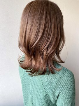 セルカ 高田馬場(CERCA) 外国人風ミルクティーグレージュ×ミディアムウルフ【高田馬場】