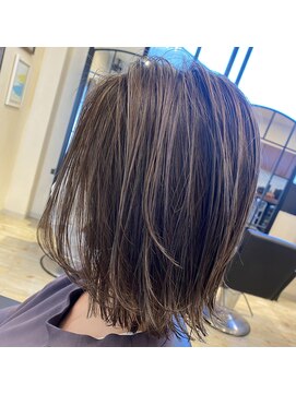 ドットハリス(.HARRISS) ナチュラルハイライト×外ハネボブ