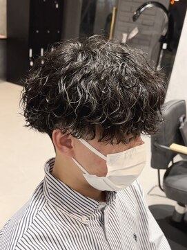 アビー(ABEY) 波巻きスパイラル刈り上げマッシュ