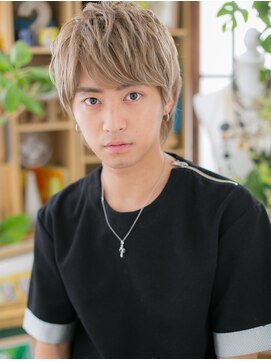 カバーヘア ブリス 大宮西口(COVER HAIR bliss) サイドパートのハイトーンモテ髪マッシュm2大宮10代20代30代