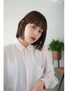 ラヴィズム(LUVISM) ダブルカラー/ミニボブ/ブリーチ切りっぱなし新潟駅前万代