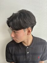 グラフ 立川(Graph.)&nbsp;センターパートニュアンスツーブロックシークレットパーマ