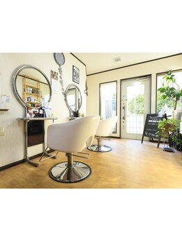 あなたのためのアットホームなプライベートサロン「Youres」で、心地よいひとときを楽しんでください*