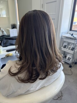 ヘアーズチーク(hair.s chic) ミディアムレイヤー×ハイライトベージュ