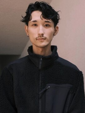 マイルス(MILES) センターパート×ニュアンスウェーブ