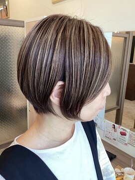 フランヘア 新宮店(Flan hair) 柔らかいクッキリ強弱をつけたハイライトカラーデザイン