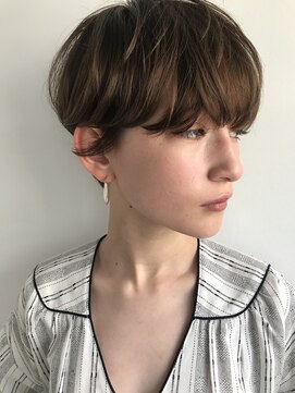 ナヌーク シブヤ(nanuk shibuya) 耳にかかるくらいのアレンジしやすいマッシュショート