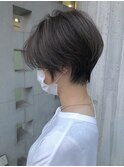 大人ハイライト柔らかグレージュハンサムショート