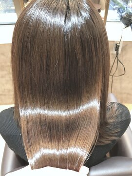 ジーナ 池袋(Zina) セシルカットフリンジウェーブx大人かわいい前髪ココアブラウン