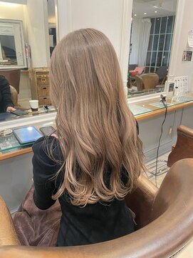 ネオリーブアイム 横浜西口店(Neolive aim) ブロンドベージュ☆ブリーチカラー【横浜】