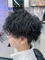 グナスティバイダムディー トウキョウ(GNASTY by DAMDEE TOKYO)&nbsp;ツーブロックマッシュ/波巻き/ハイライト/束感[大宮/理容室]