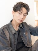 アッシュブラックセンターパート束感コンマヘアハイライト