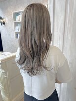 キャアリー(Caary)&nbsp;福山市美容師求人スタッフ募集中ブリーチミルクティーベージュ