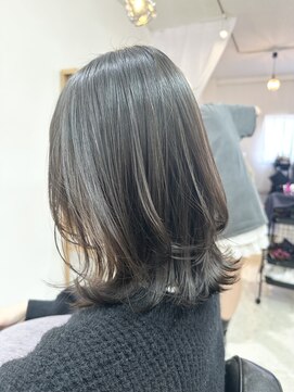 ロム(Rom.) デザインカット