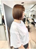 切りっぱなしボブ×明るめブラウン