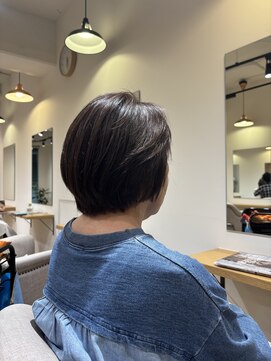 ジーナ(ZINA) ショートボブ