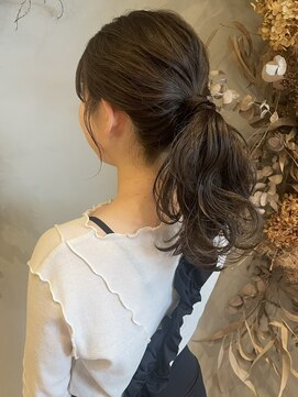 ヒトイロ(hitoiro) ポニーテール