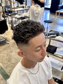 ザデイ カットアンドカルチャーショップ(THE DAY CUT&CULTURE SHOP) 極道パーマ