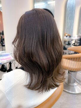 ロンド ブランシュ 錦糸町北口(Lond blanche) ★ 似合わせカット韓国 メルティカラーフェミニンロング