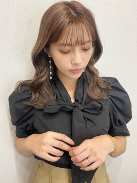 ラグナ(LAGUNA) ミルクティーベージュ/ケアブリーチ/ミディアムロング