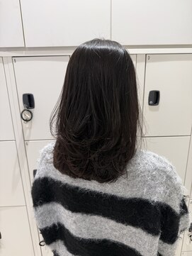 ケンジ 平塚 アネッタ(KENJE annetta) レイヤー/艶髪