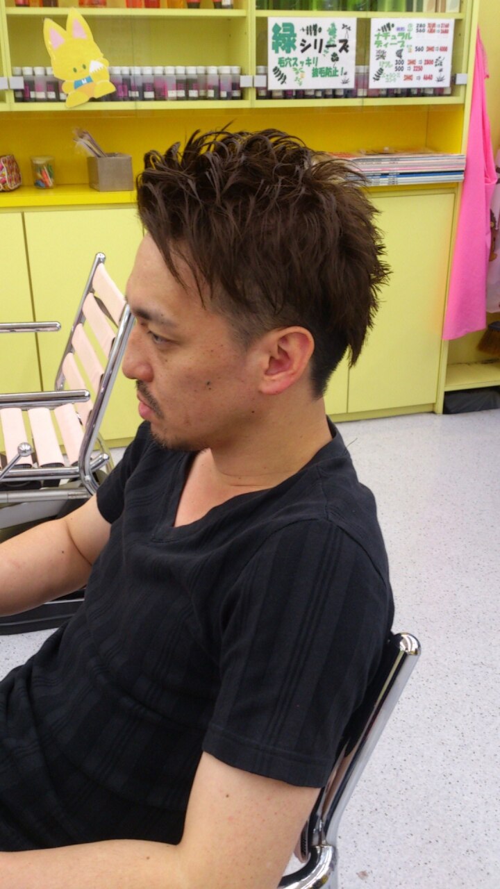 2段ツーブロック：L001002253｜みいなの店のヘアスタイル