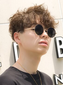 オーシャントーキョー ホワイト 原宿(OCEAN TOKYO WHITE) NY風ストリート無造作パーマ