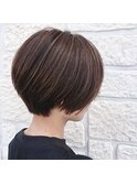 大人かわいいショートボブ×極細ハイライト(M)