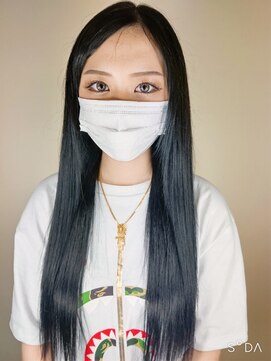 ウィット アンド ラファム Wit &La Famme ブルーブラックとエクステのコンビ