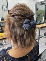 ウェイビー 桜木町店(WAVY)&nbsp;【WAVY】可愛いショートハーフアップ