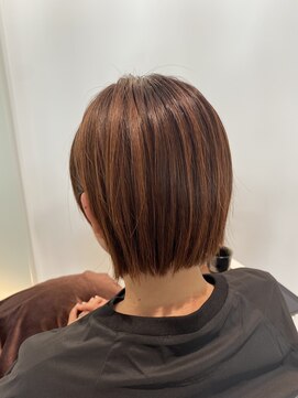 コム モア(COMME MOI) カッパーブラウン　ショートボブ